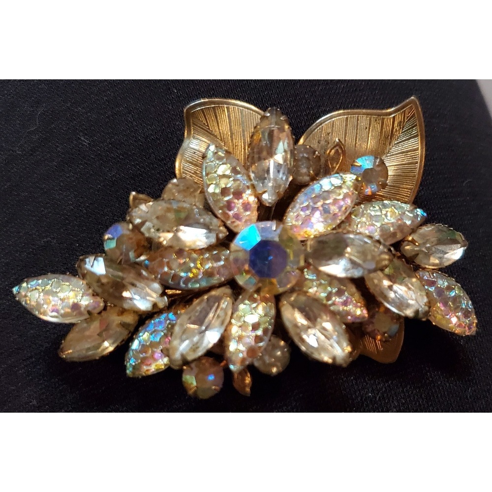 Vintage AB Brooch Pin - (Signed) Stacy Lee Includes Matching Clip On Earrings